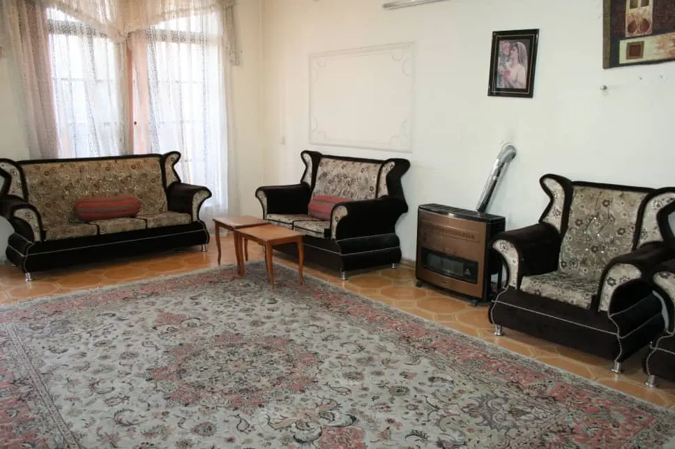 اجاره منزل دربستی در شهرک گلستان شیراز
