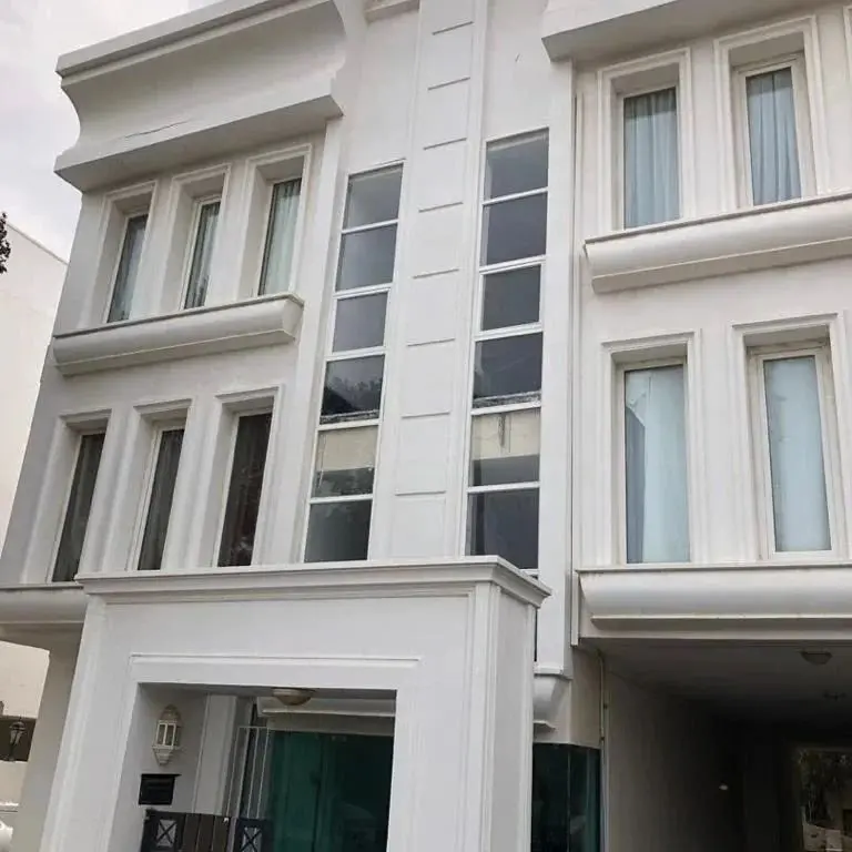 اجاره روزانه آپارتمان مبله در شهرک صدف کیش 
