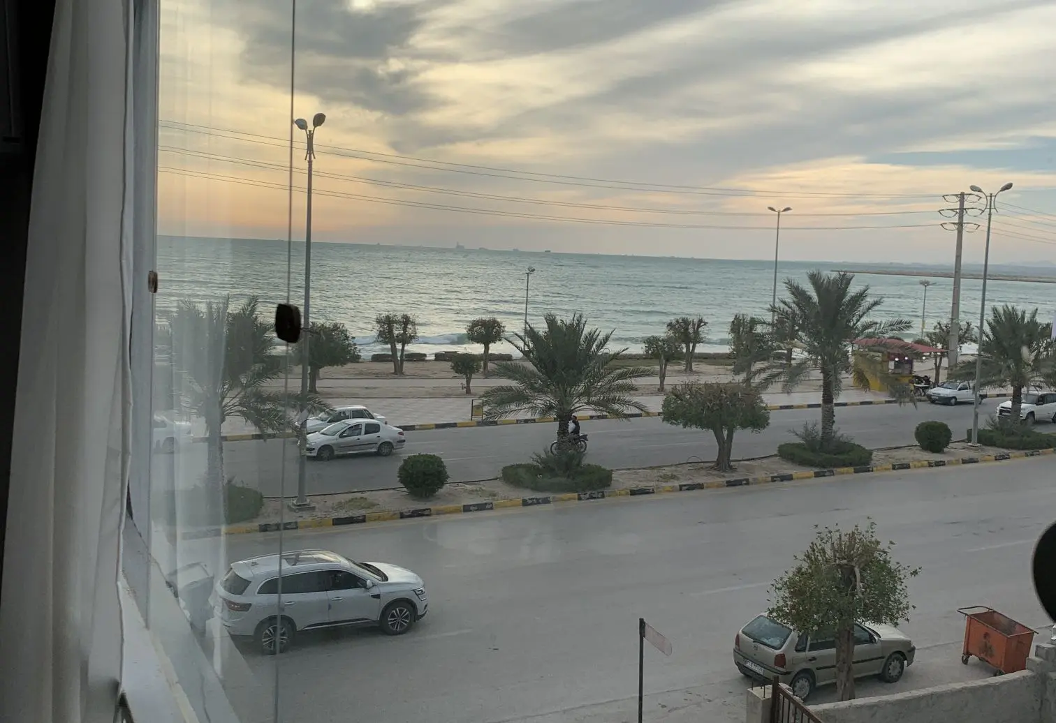 اتاق 105 دو تخته اقامتگاه آفتاب