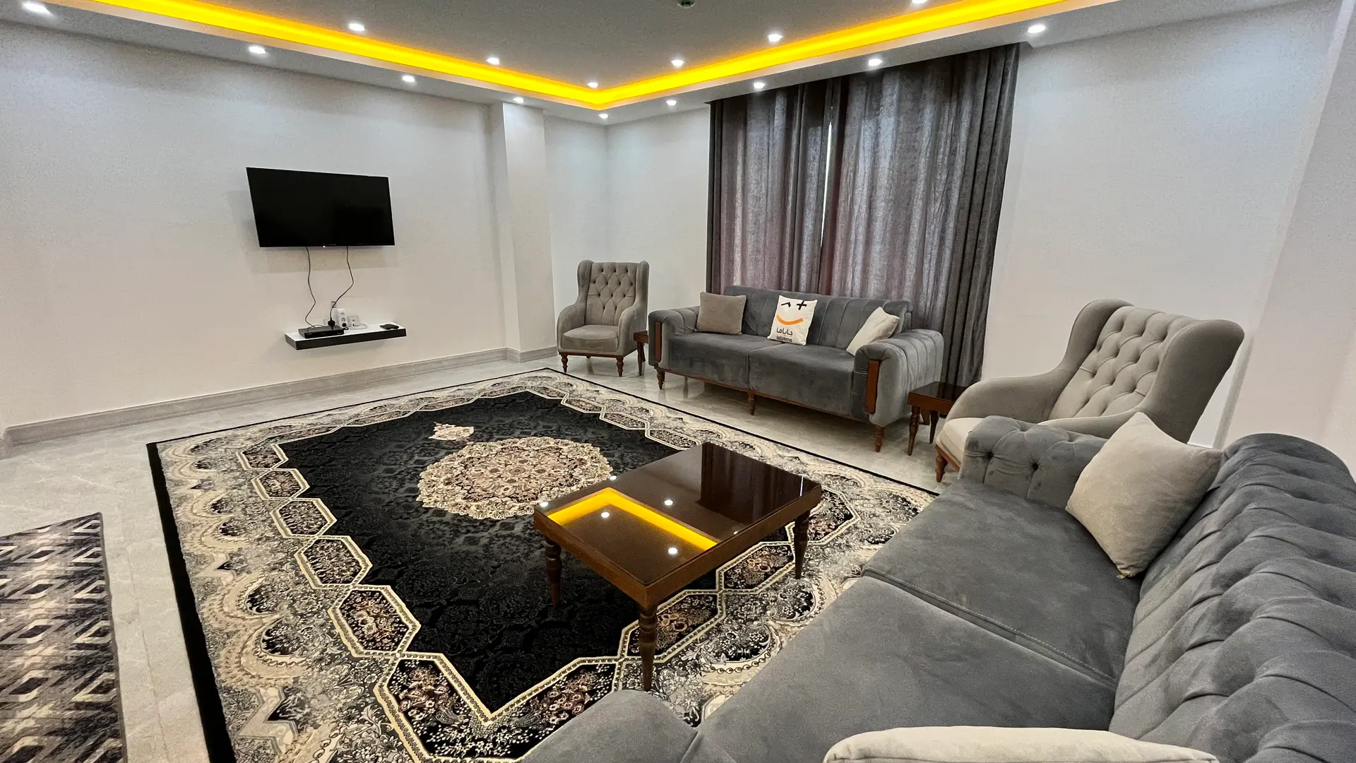 آپارتمان سه خوابه لوکس حلما 1