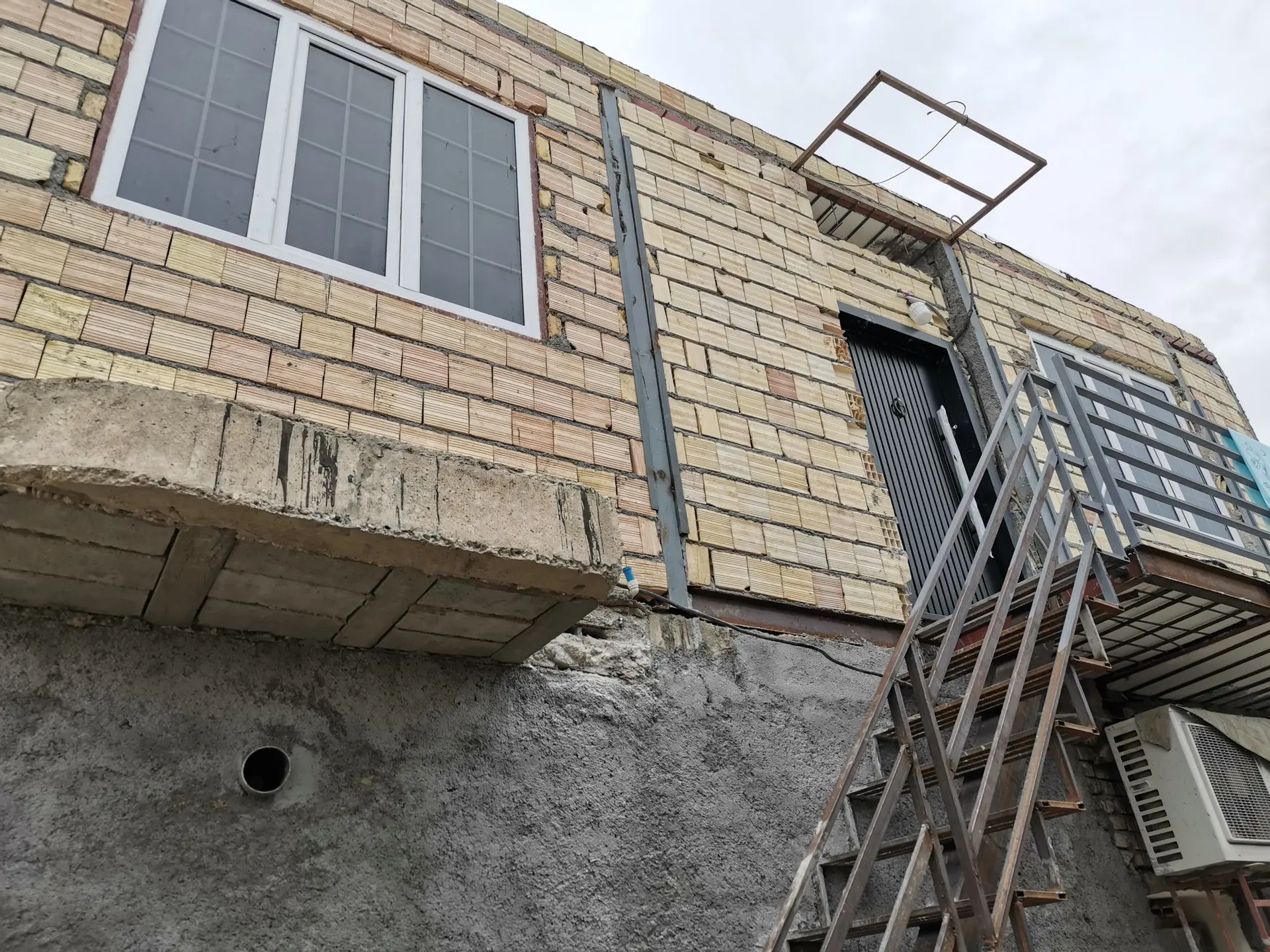 سوئیت دریادلان 1 در بندرعباس