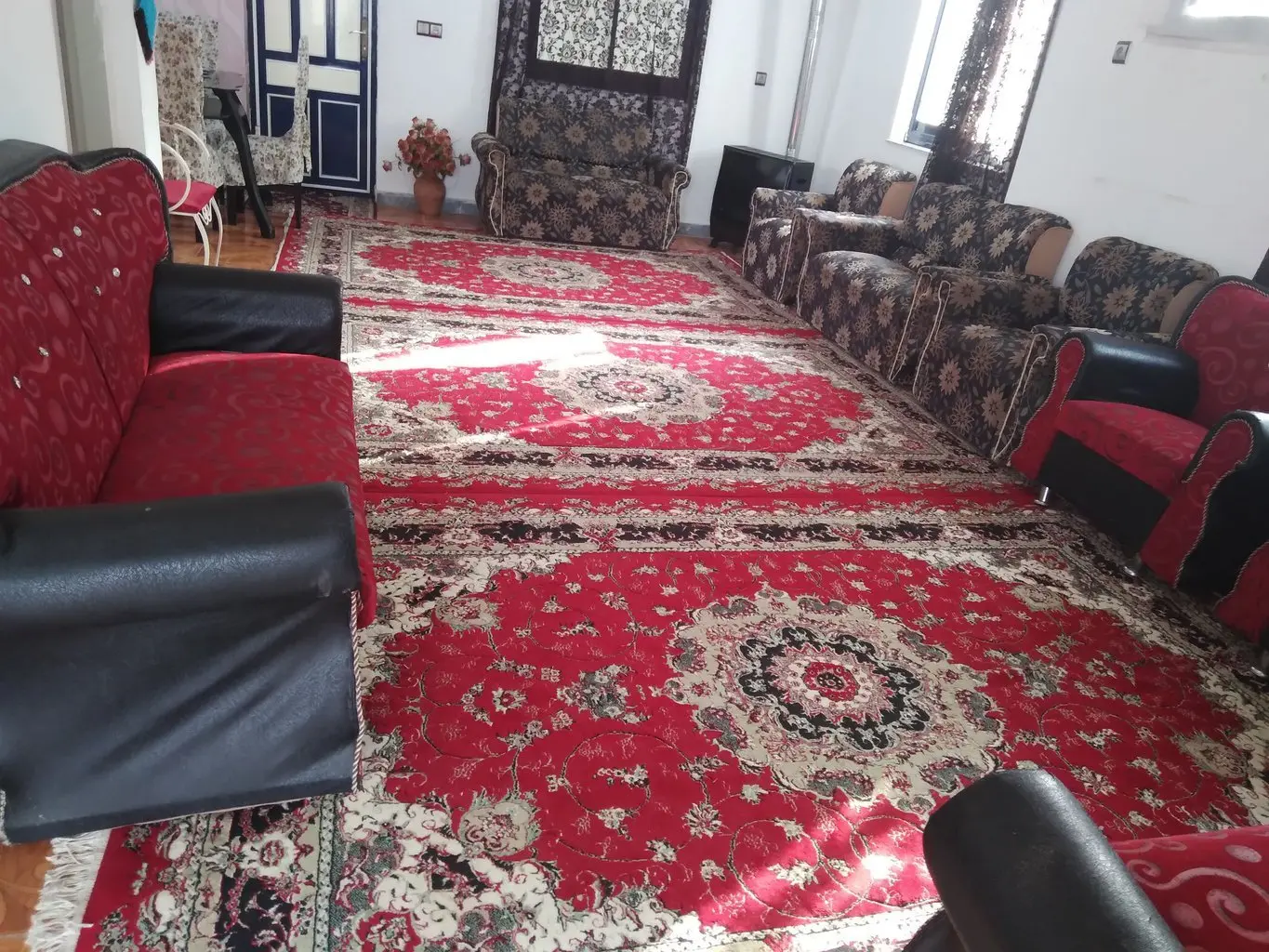 خانه جنگلی کیشه خاله 