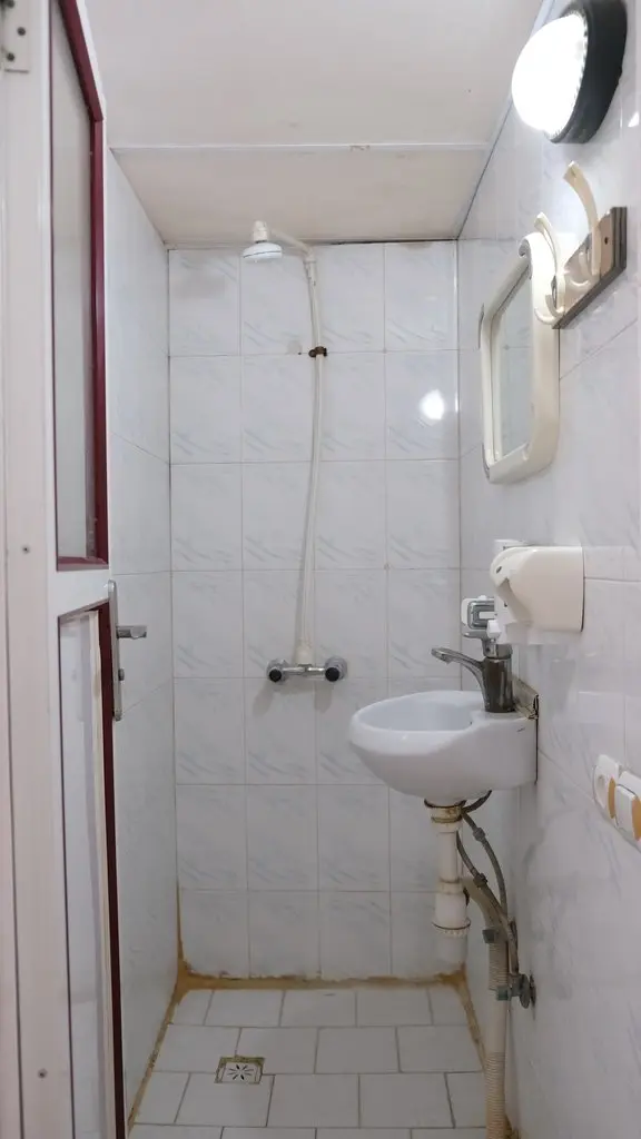 مهمان‌پذیر آرین (اتاق دو تخته)