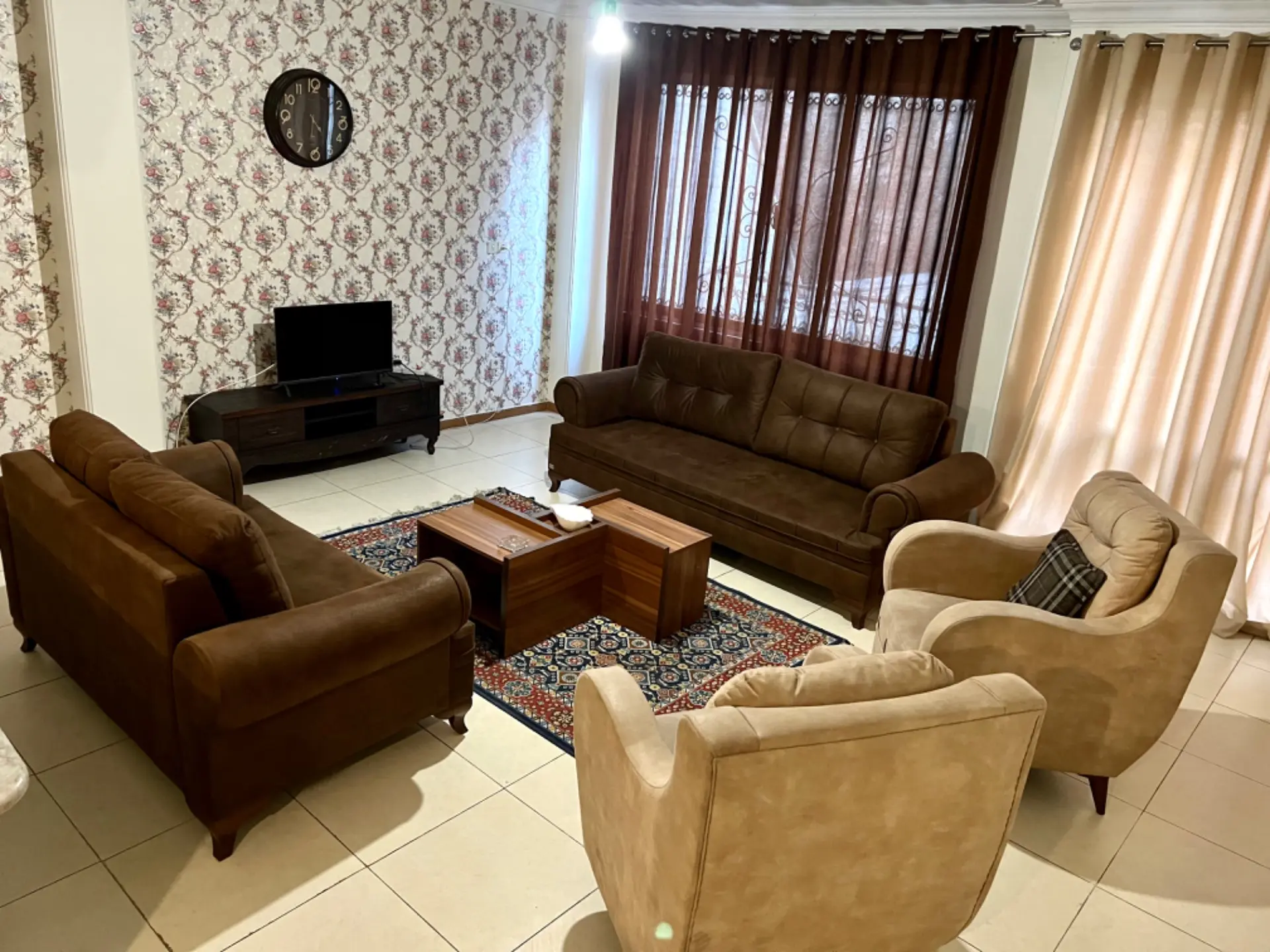 آپارتمان دو خواب غرب تهران _ بهنام1