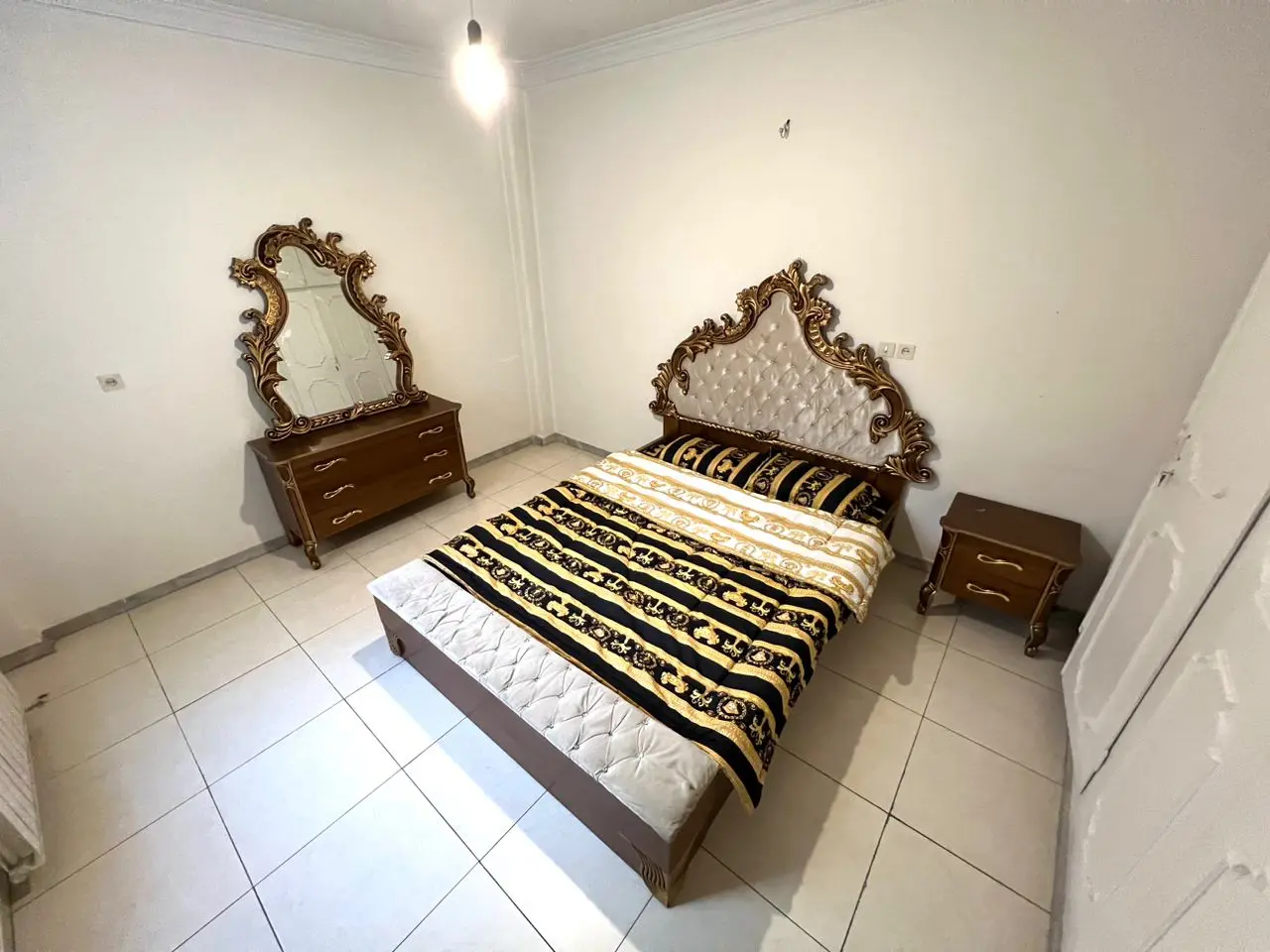 آپارتمان دو خواب غرب تهران _ بهنام1