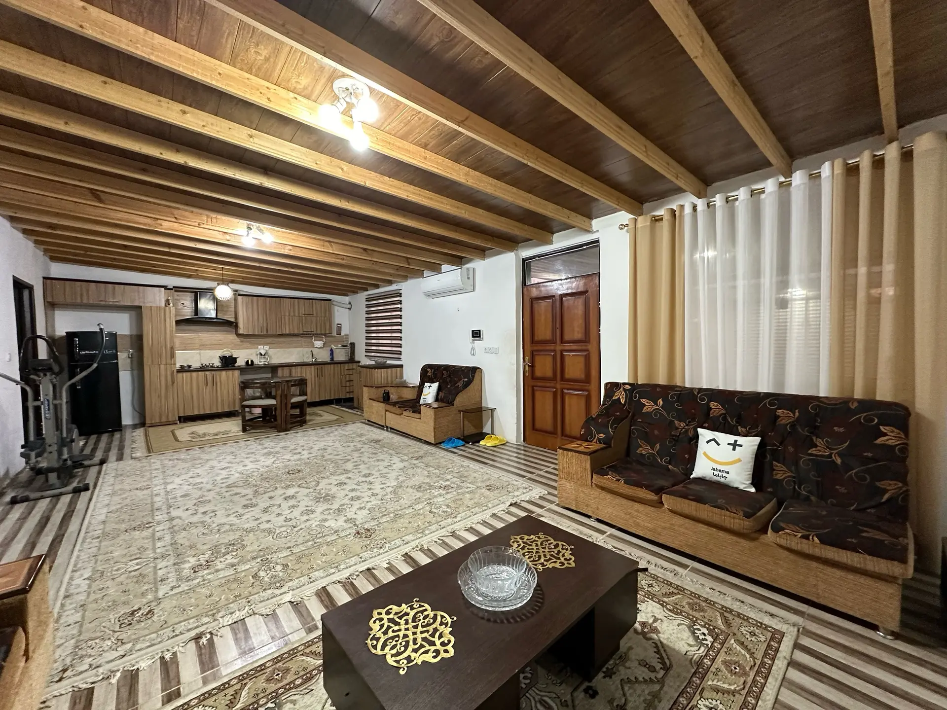 ویلایی دوخوابه شیک و تمیز