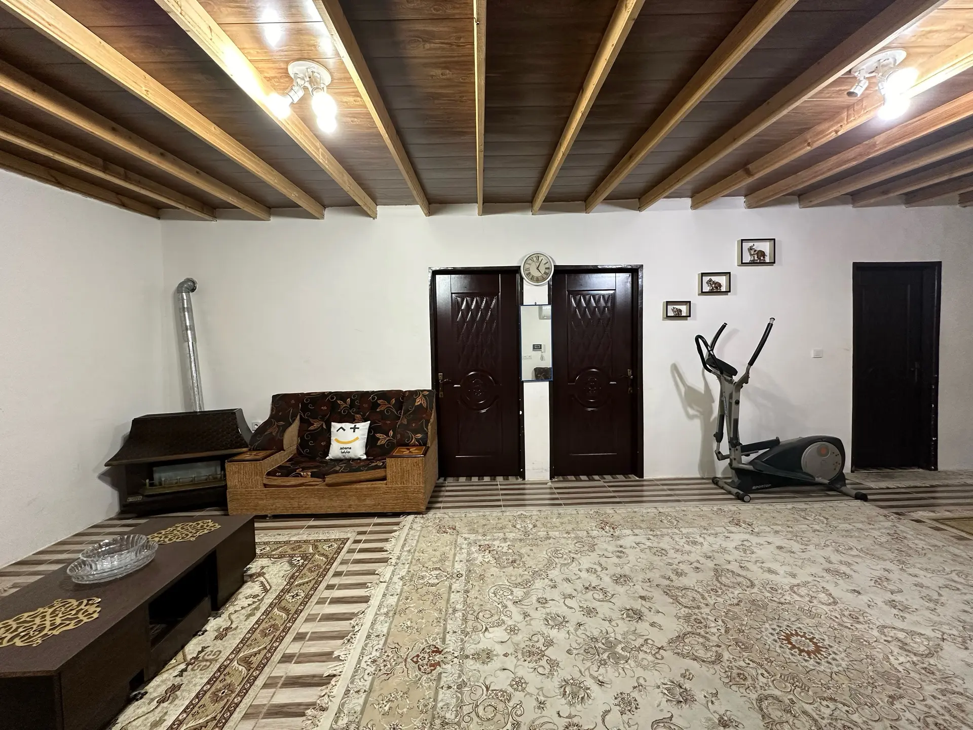 ویلایی دوخوابه شیک و تمیز