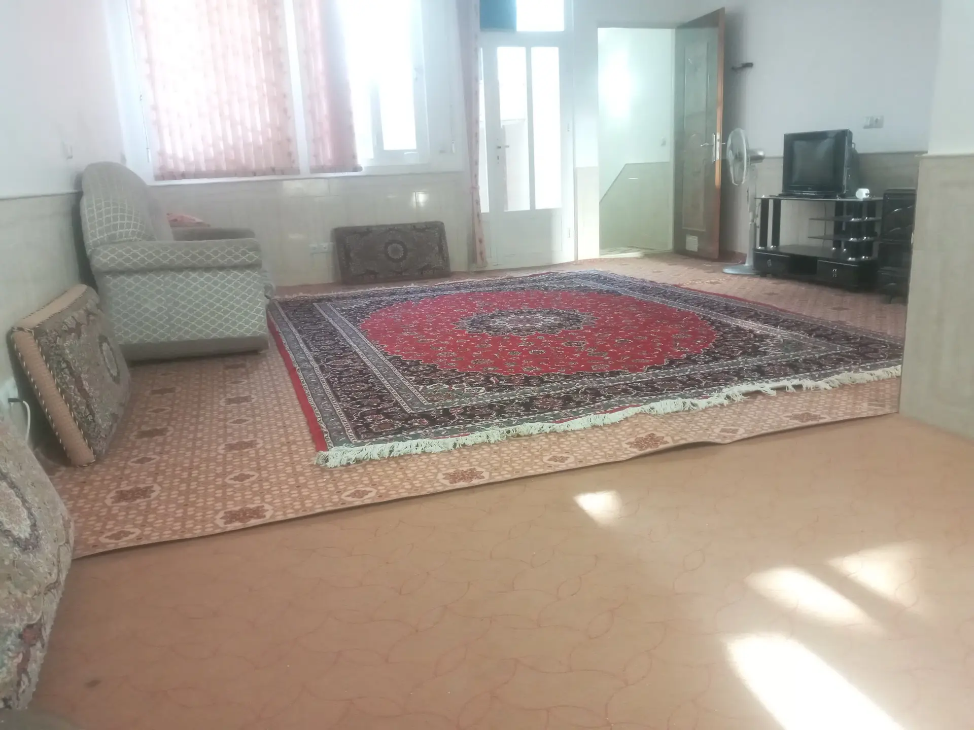 مبله انوشه
