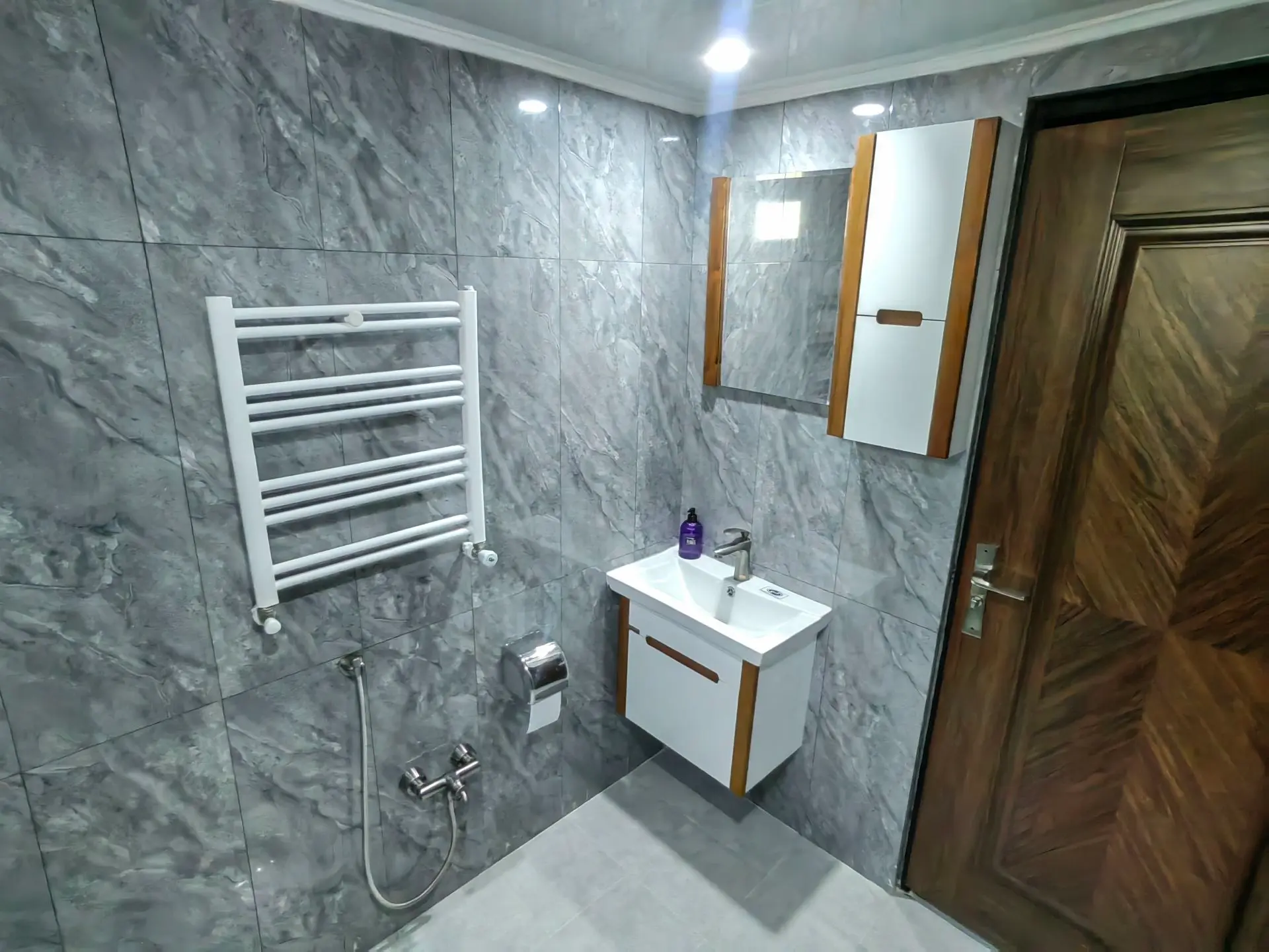 ویلای دوخواب سهیلیه/درختی