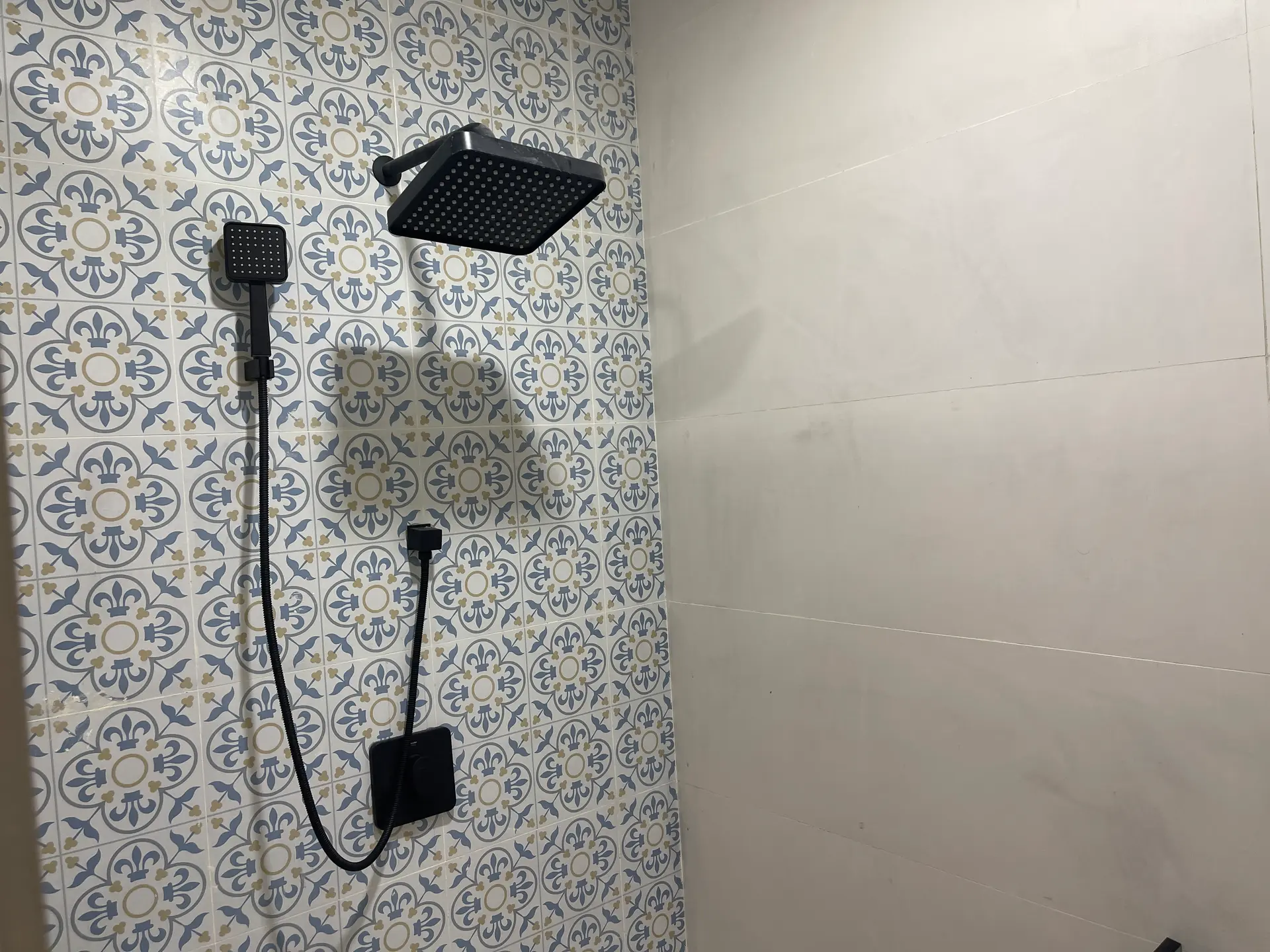 بوم گردی هودج اتاق 6
