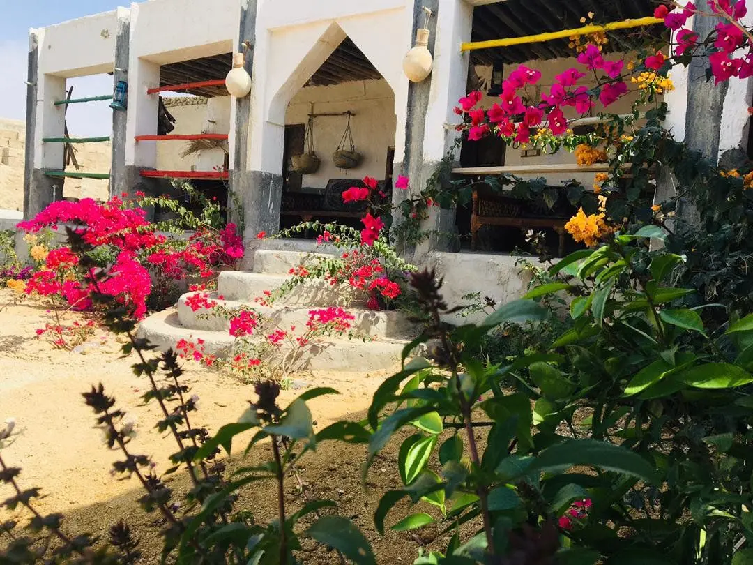 بومگردی ناخدا علی اتاق گل یاسمین