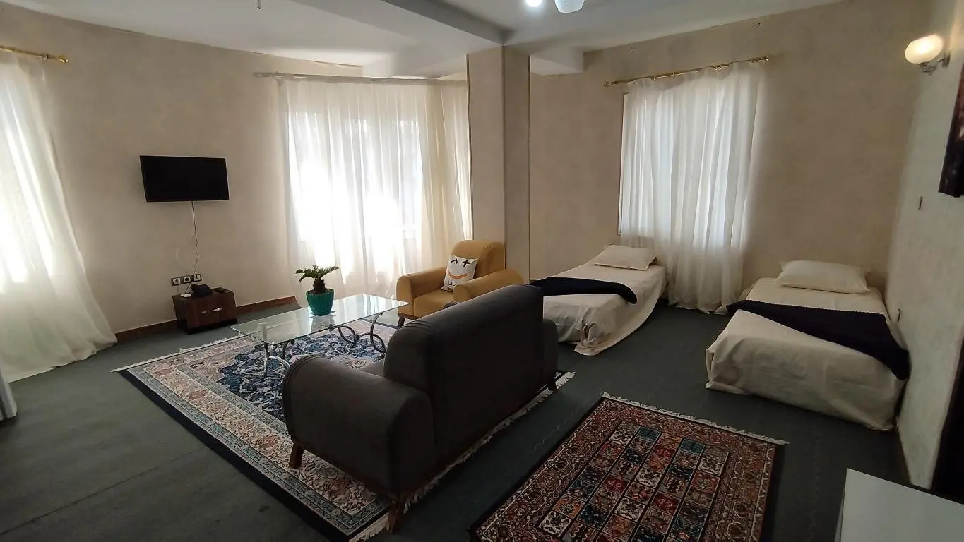 هتل آپارتمان یک خوابه تیران واحد ۴۰۲