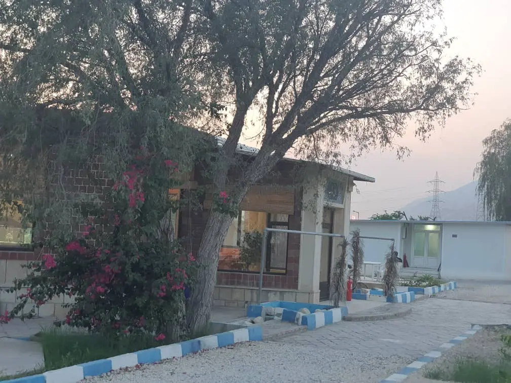 اقامتگاه گردشگری ارغوان اتاق چهار تخته