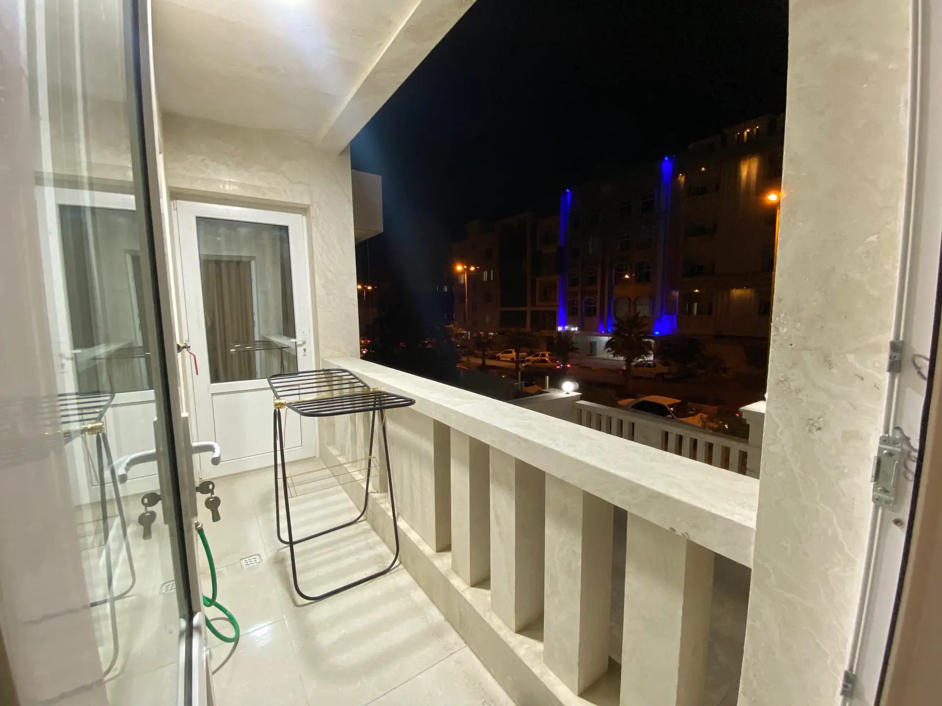آپارتمان دوخوابه سام گلد4