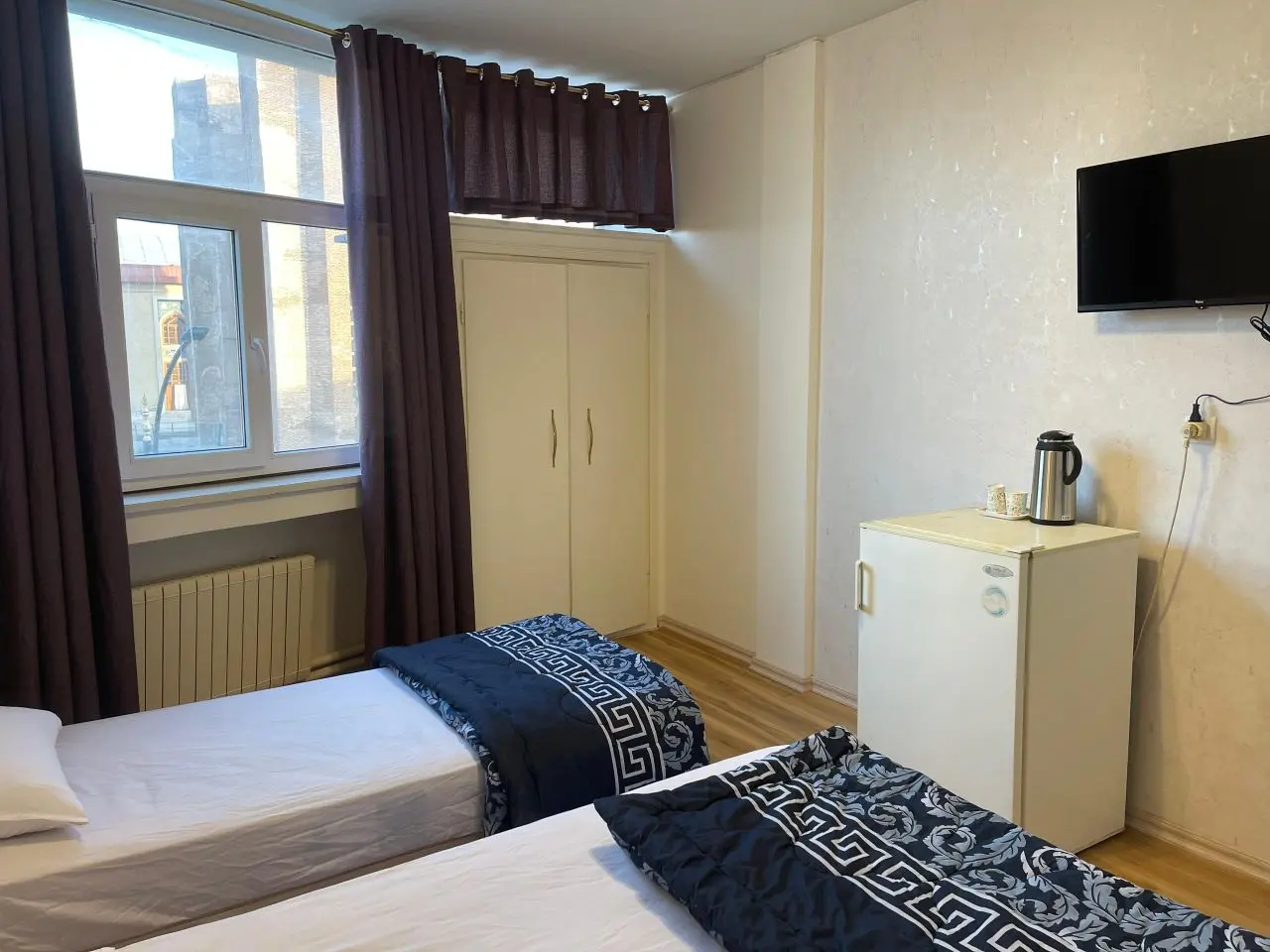هتل آپارتمان ارک سه تخته واحد8