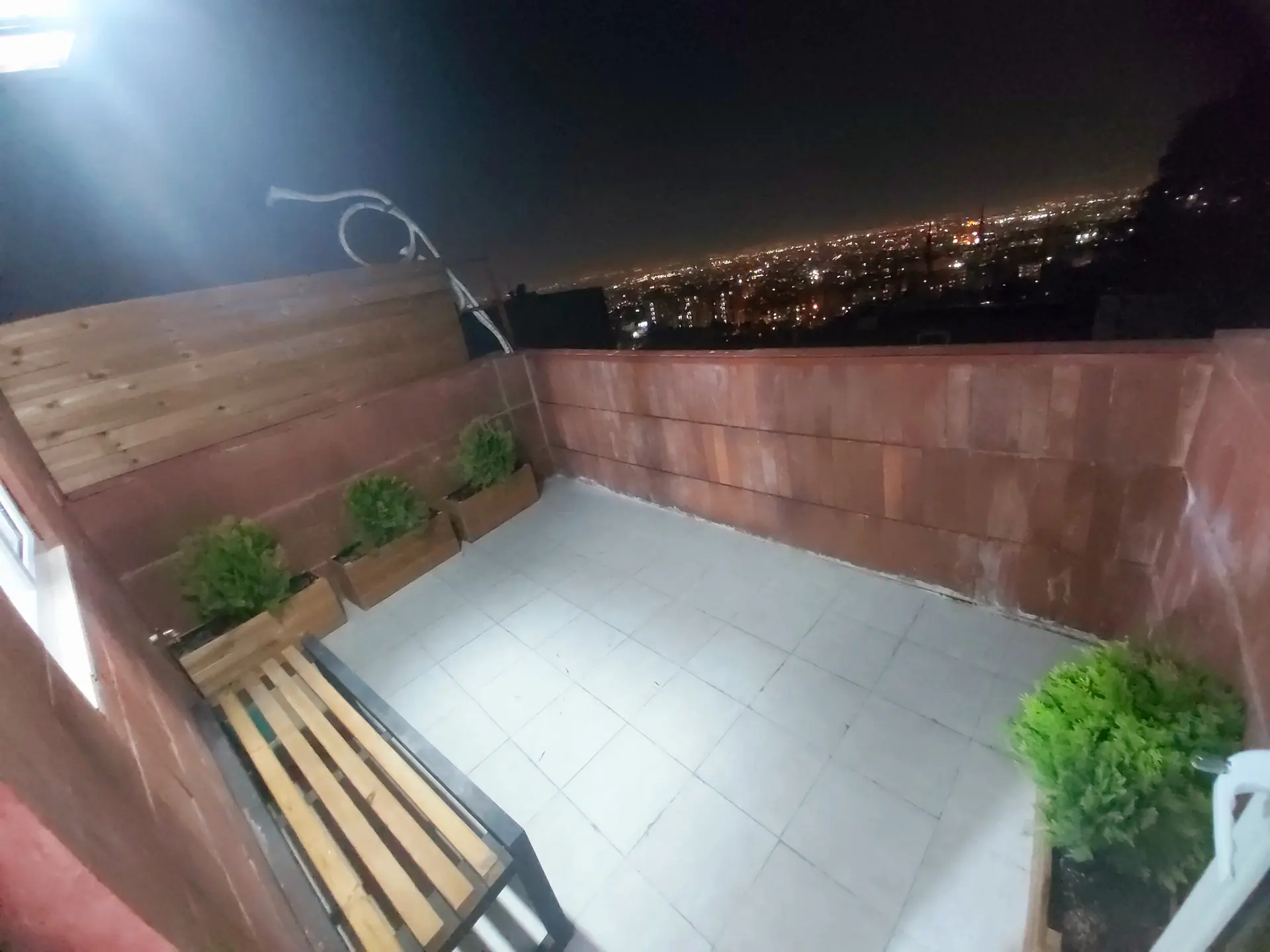 سوئیت بام حصارک 8