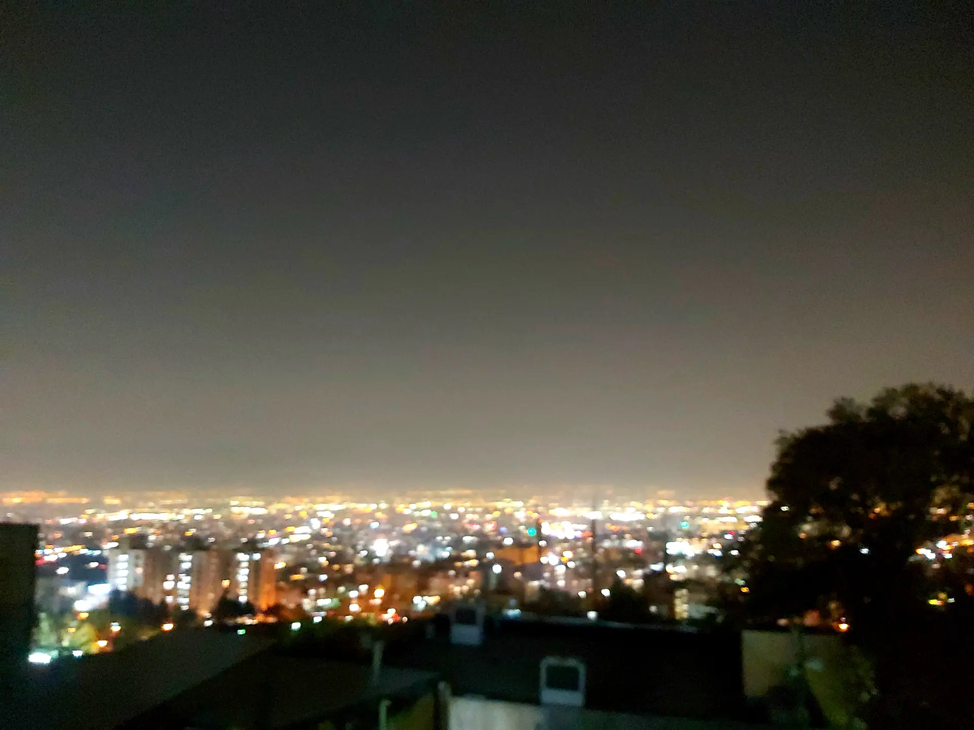 سوئیت بام حصارک 8