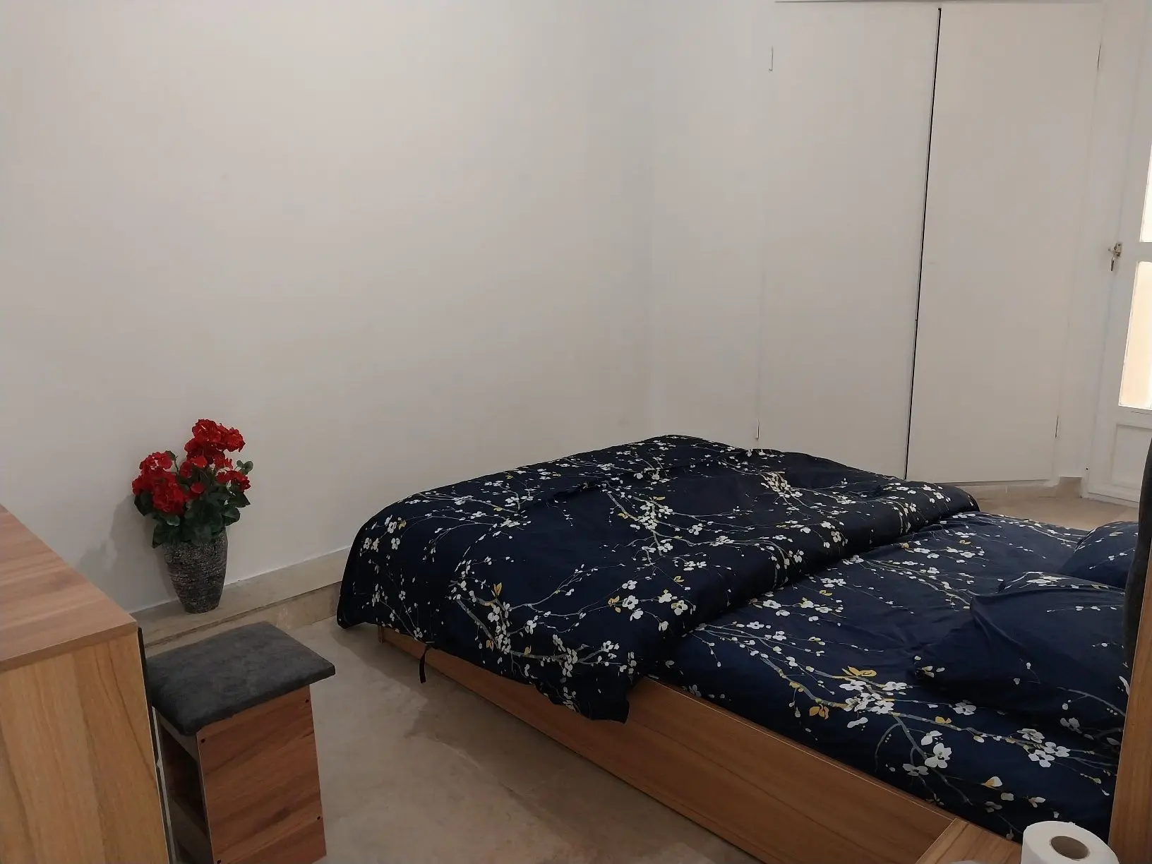 آپارتمان تک خوابه یاران