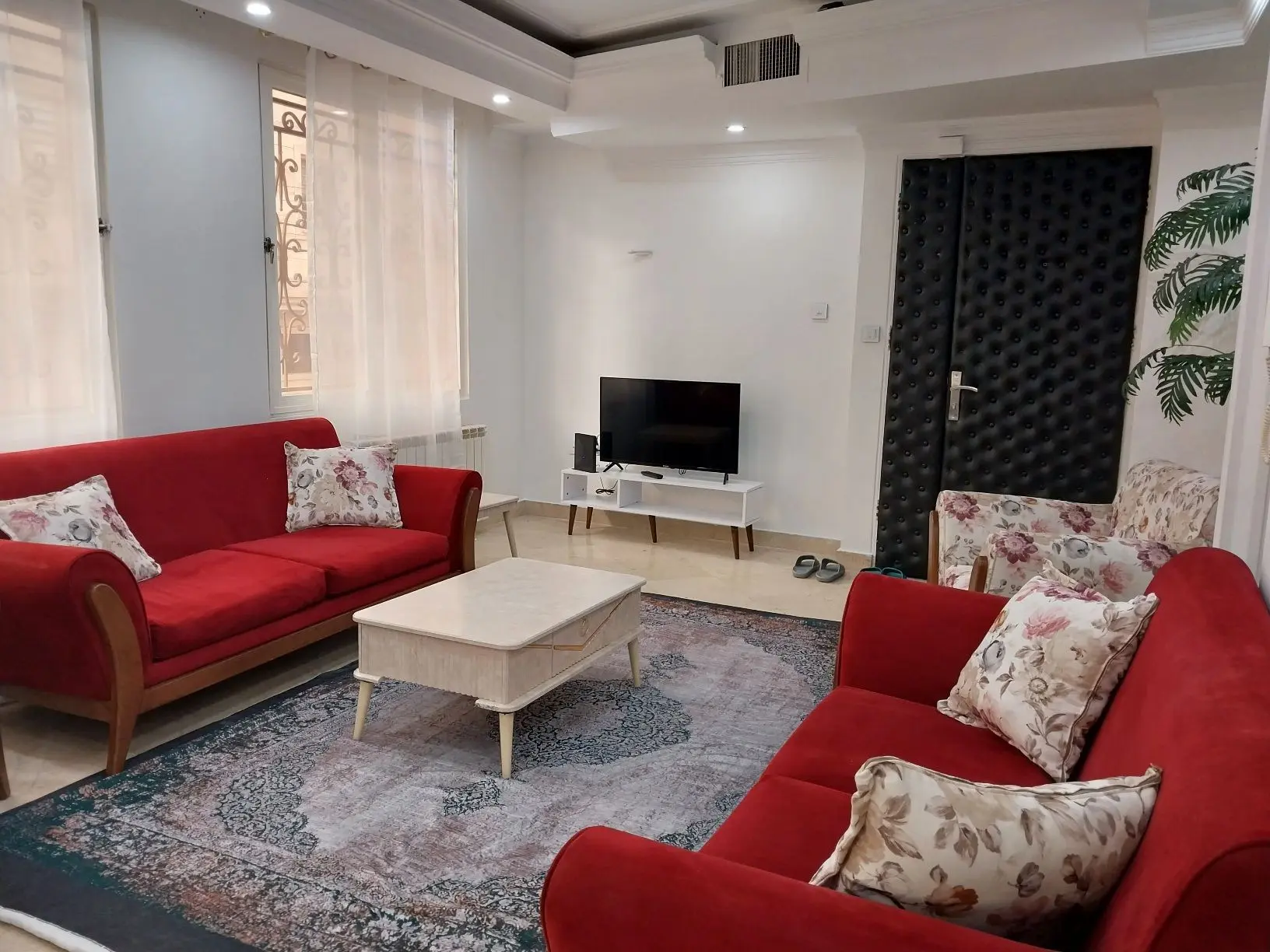آپارتمان تک خوابه یاران