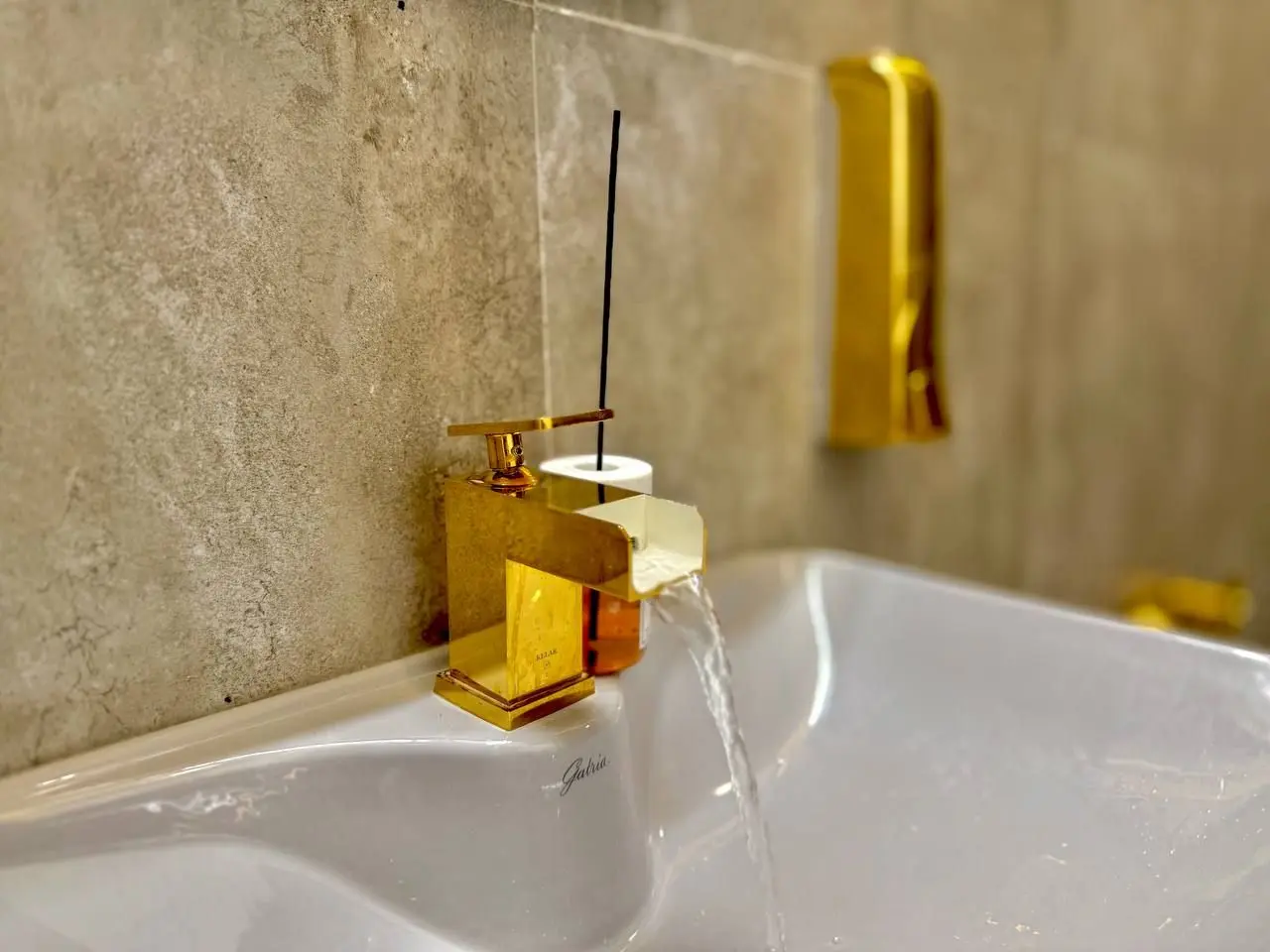 آپارتمان دوخواب نیاوران ۱