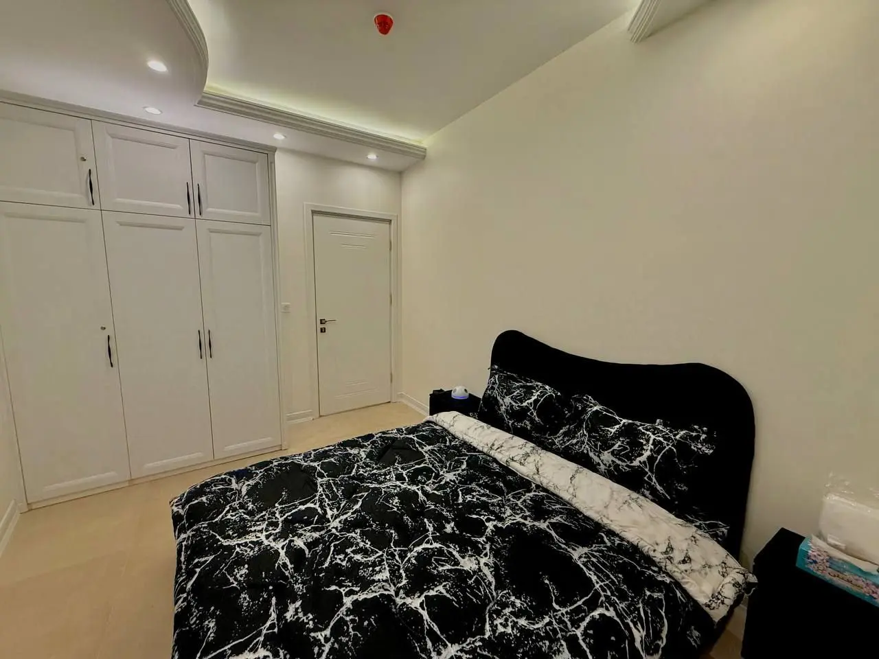 آپارتمان دوخواب نیاوران ۱