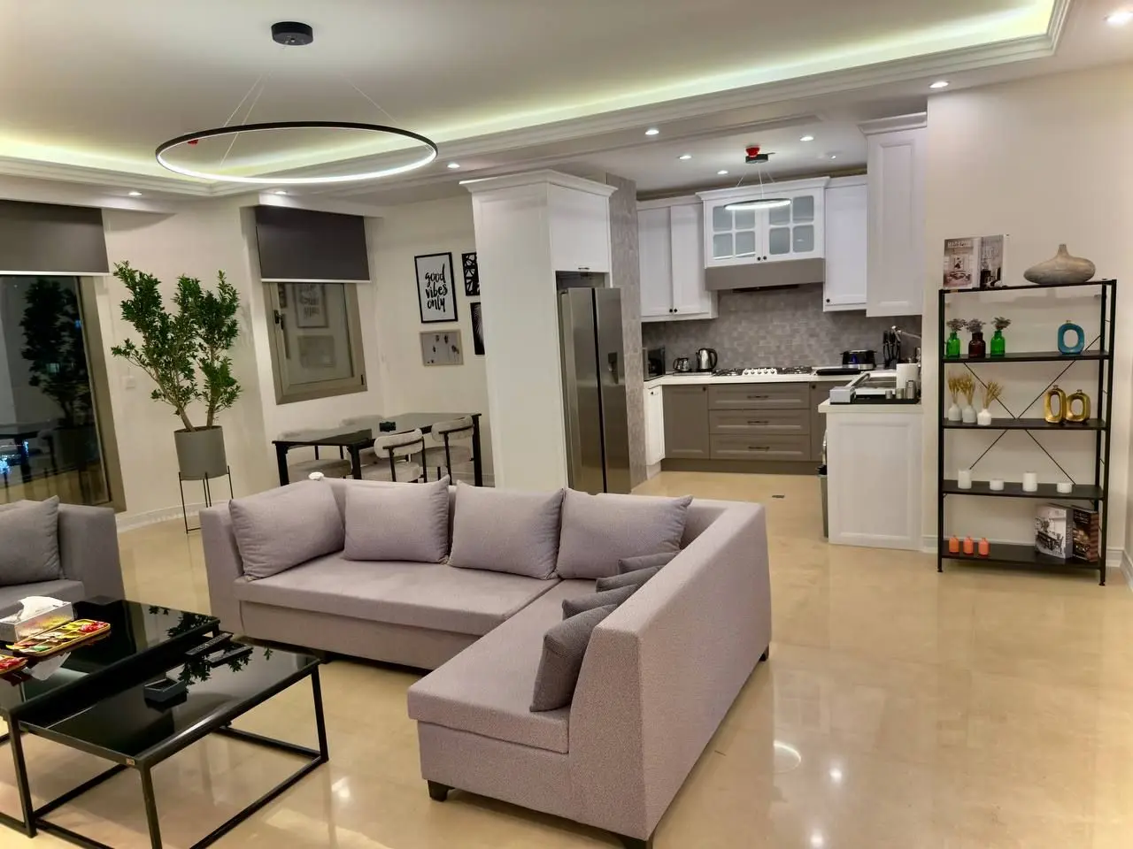آپارتمان دوخواب نیاوران ۲