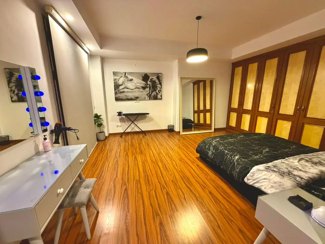 آپارتمان دوخواب الهیه گلنار