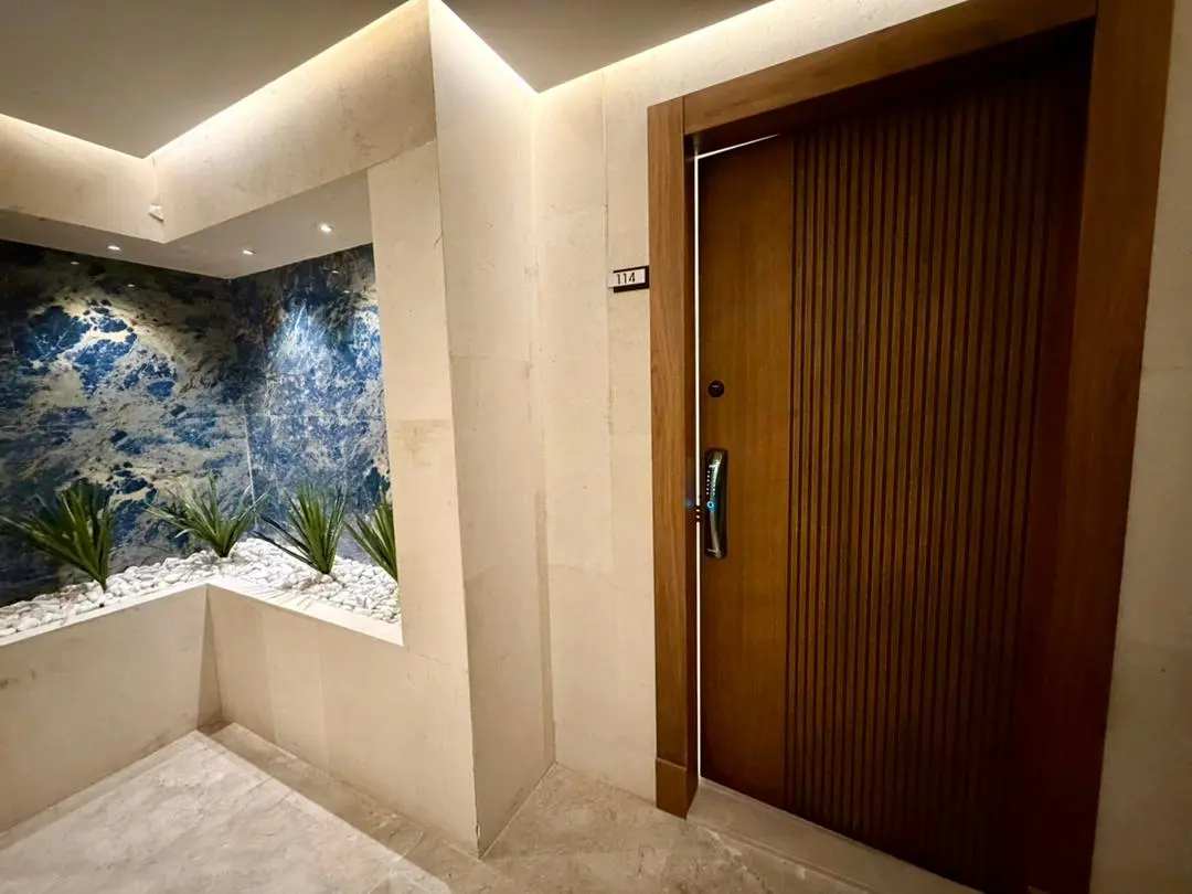 آپارتمان دوخوابه دریاچه