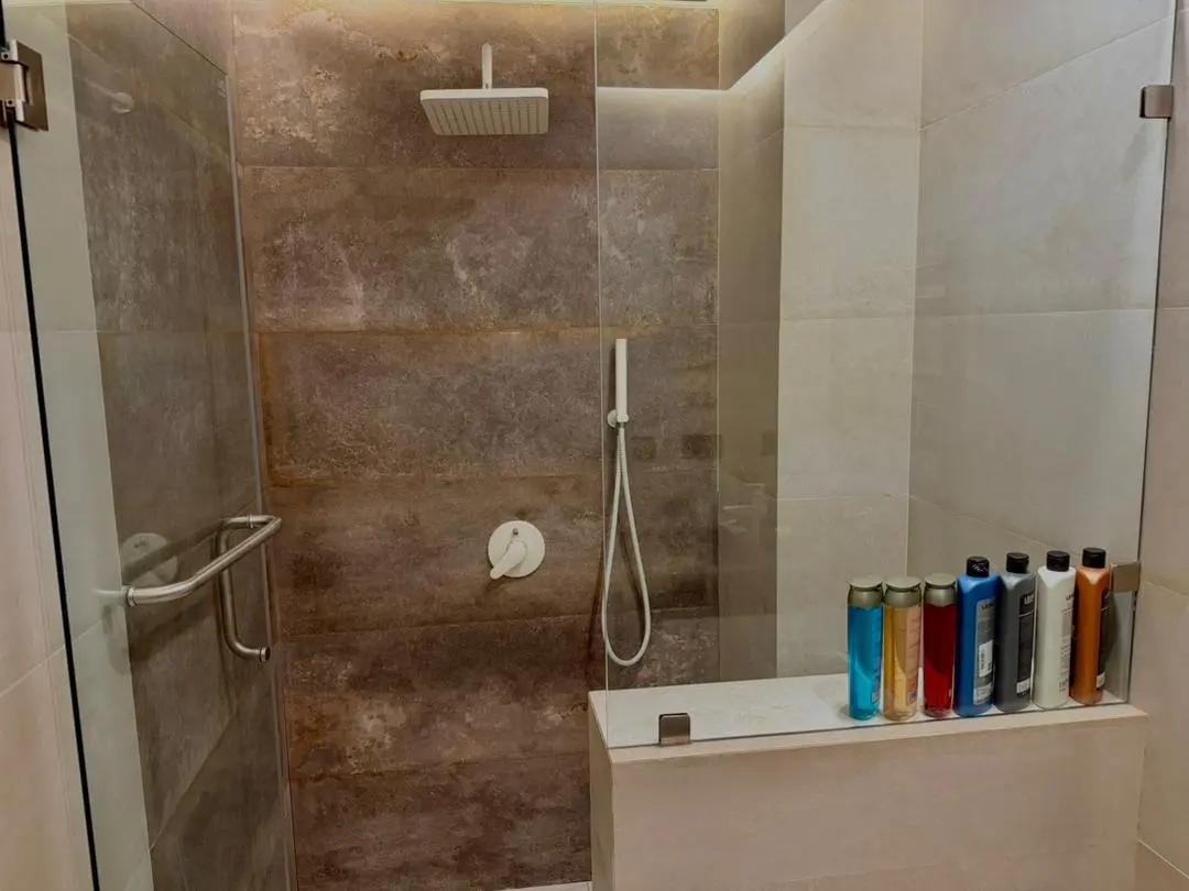 آپارتمان دوخوابه دریاچه