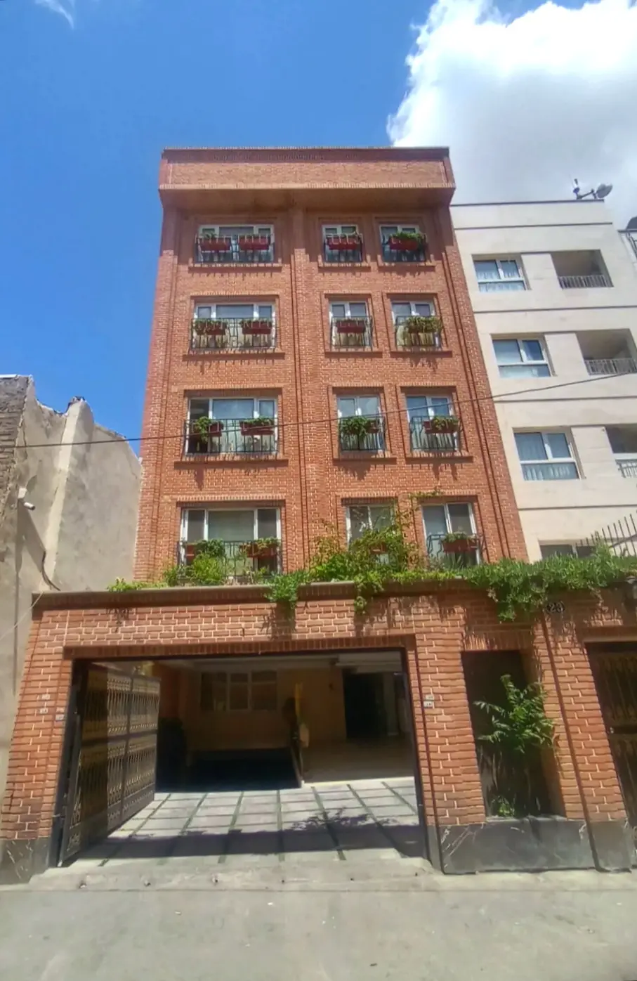 آپارتمان یک خوابه آگور 3
