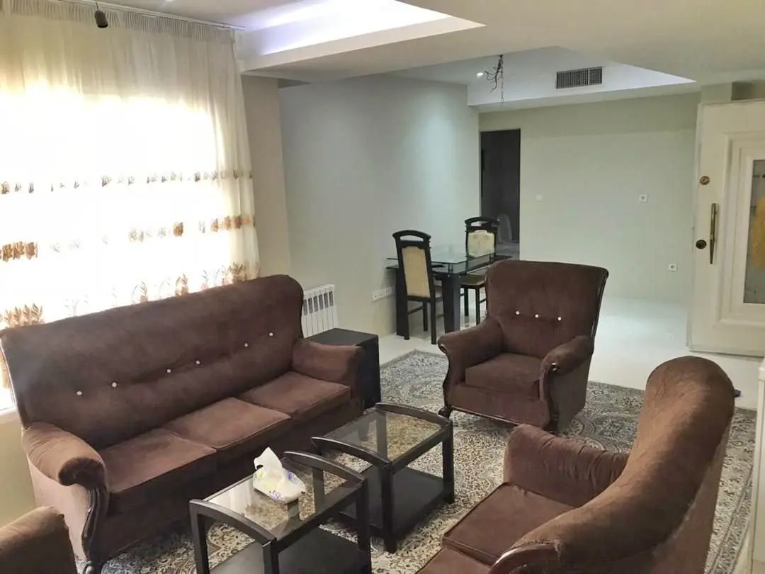 آپارتمان یک خوابه آگور 203