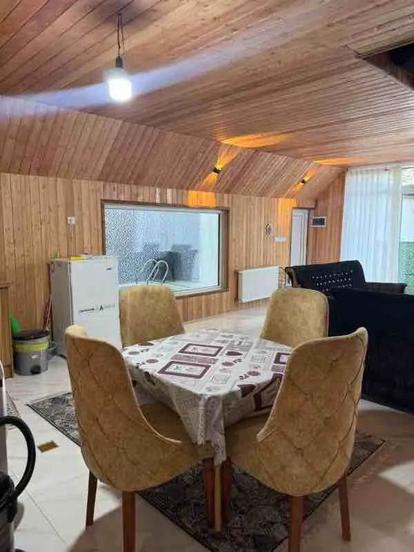 کلبه دو خوابه سوئیسی