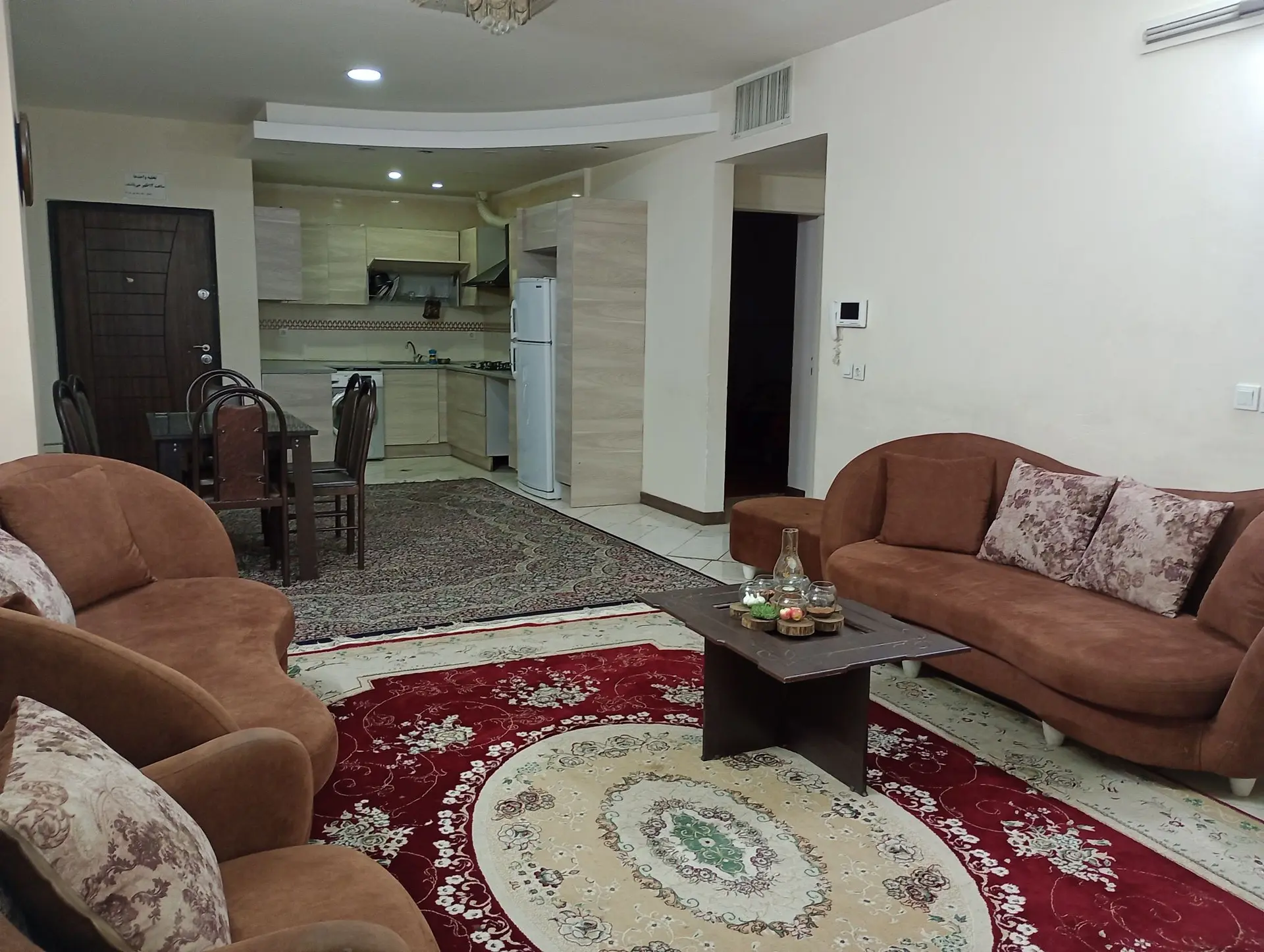 آپارتمان دوخوابه استقلال۱۰۳