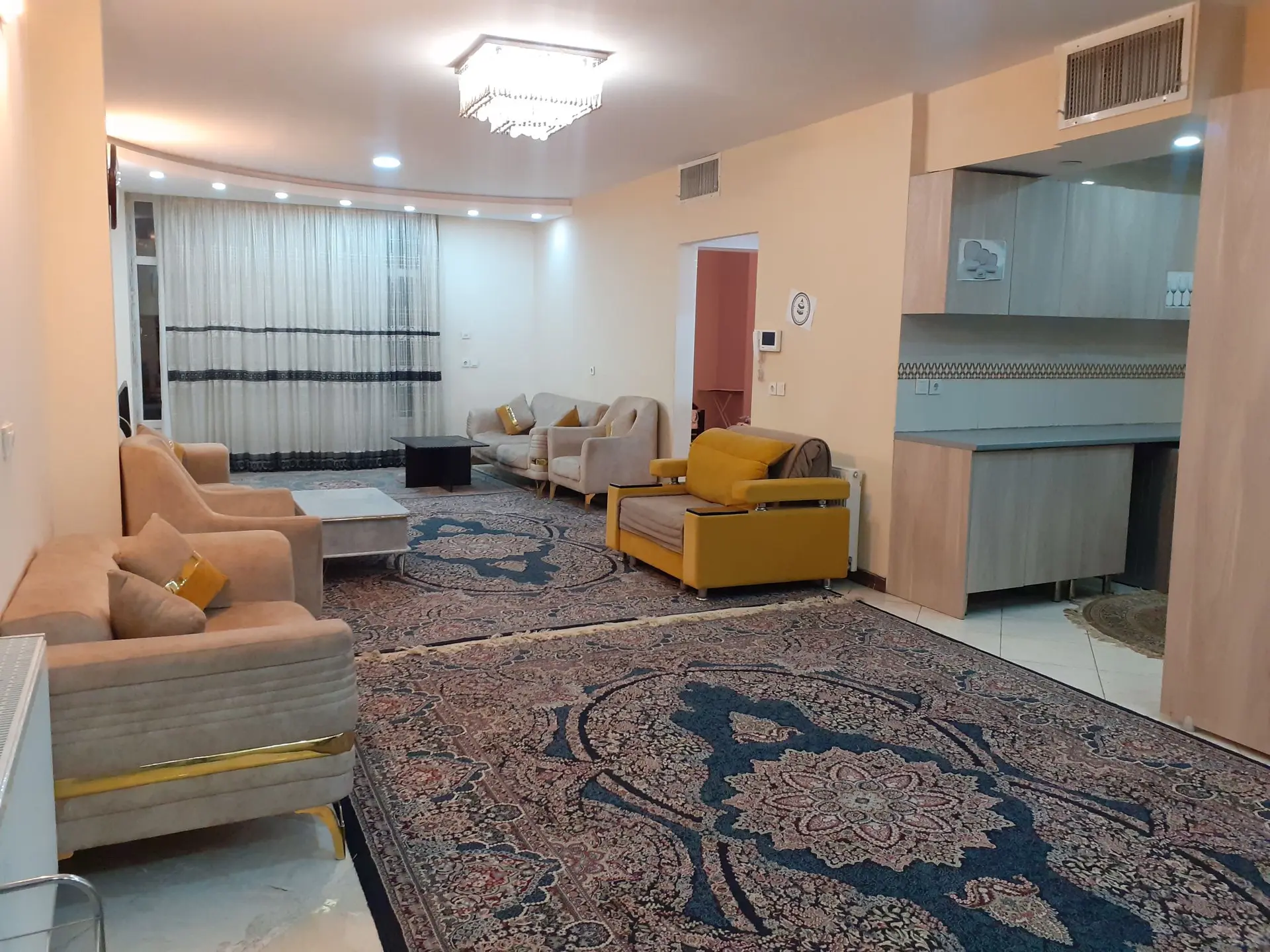 آپارتمان دوخوابه استقلال ۳۱۲