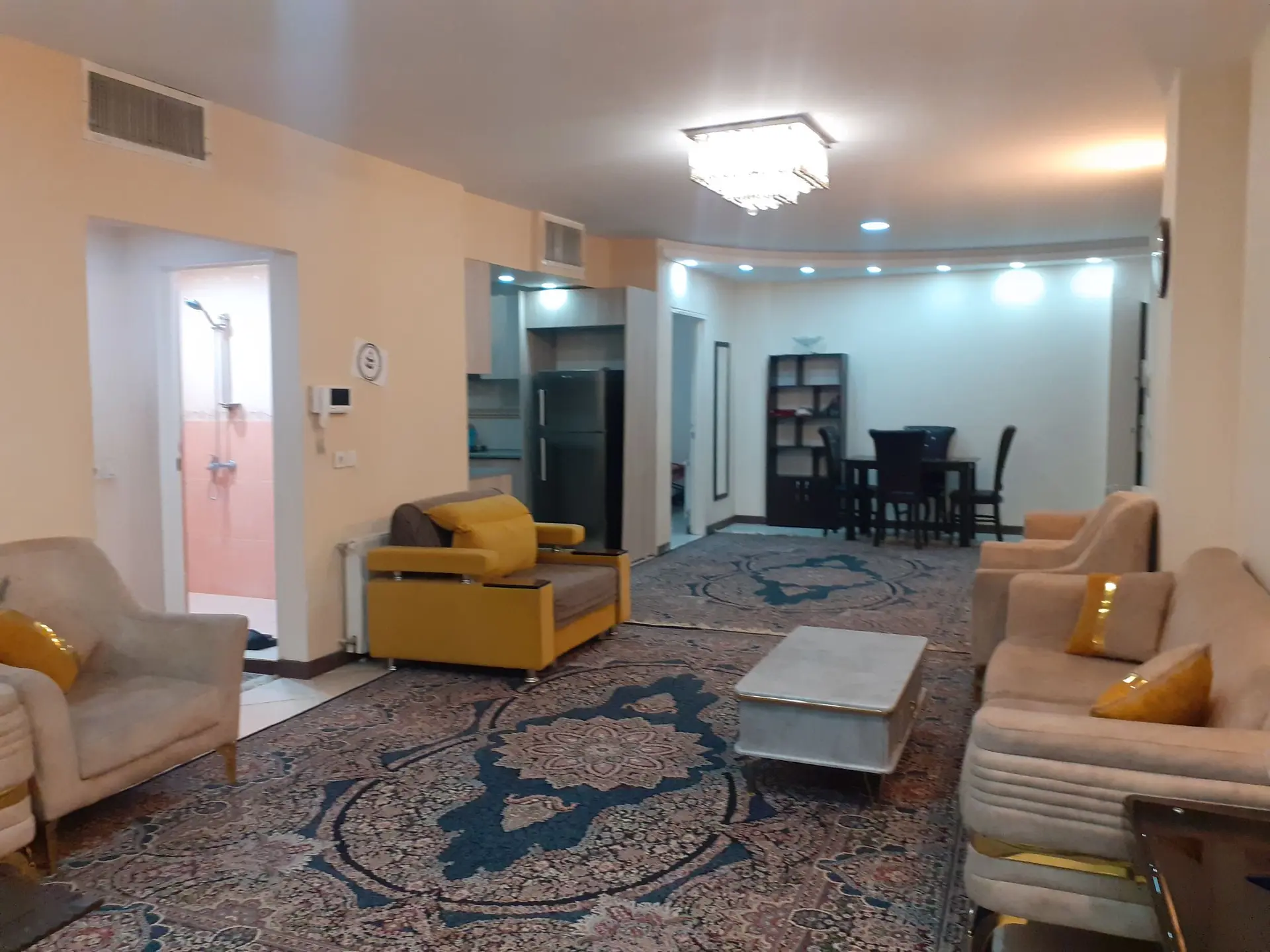 آپارتمان دوخوابه استقلال ۳۱۲