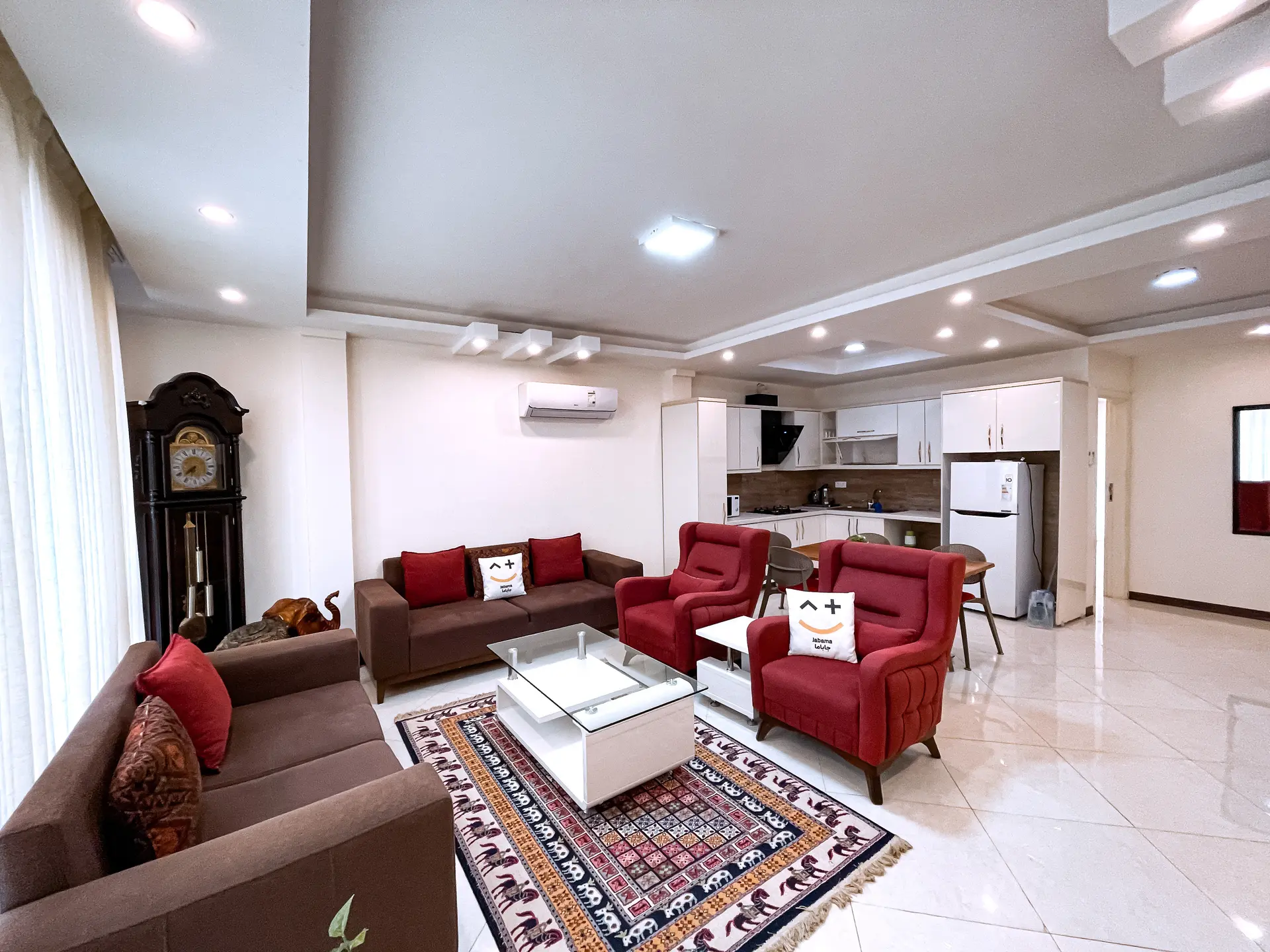 آپارتمان دو خوابه رویال
