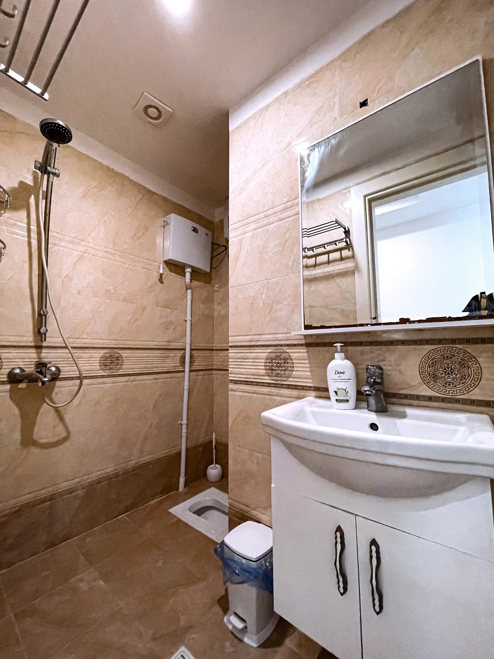آپارتمان دو خوابه رویال