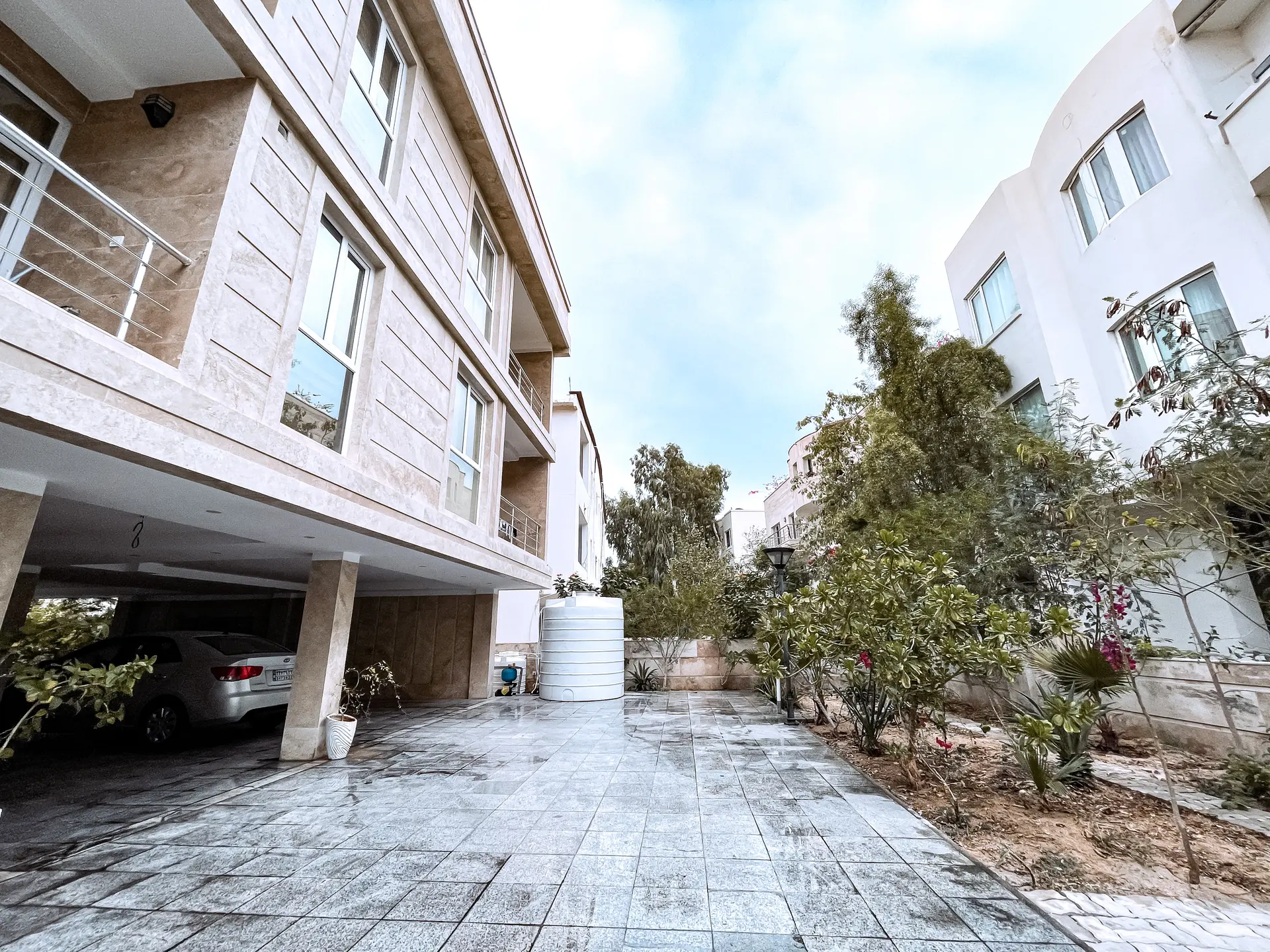 آپارتمان دو خوابه رویال