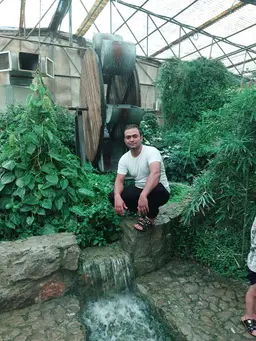عباس  ذوالفقارپور 