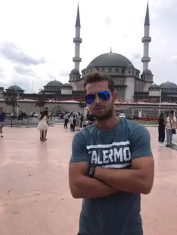 آواتار میزبان