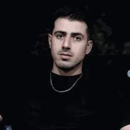 آواتار میزبان