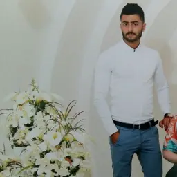 حسام مومنی