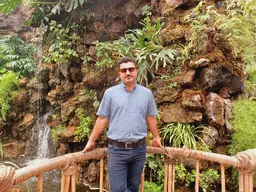 آواتار میزبان