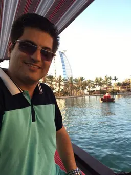 فرشاد فیروزی