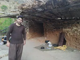حکمت  شریفی 
