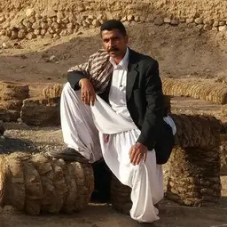 رضا  کریمی 