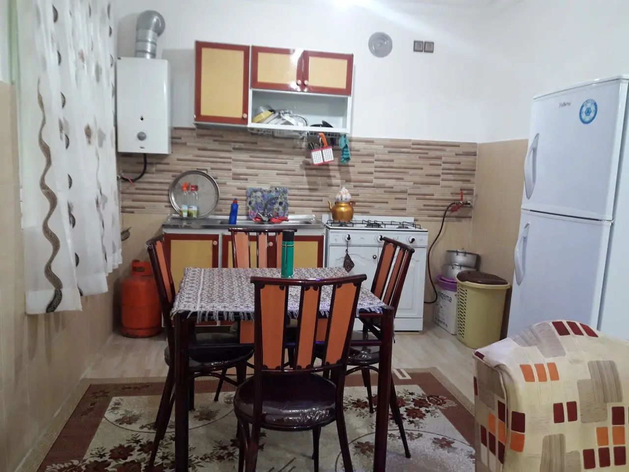 خانه اجاره ای در قلعه رودخان
