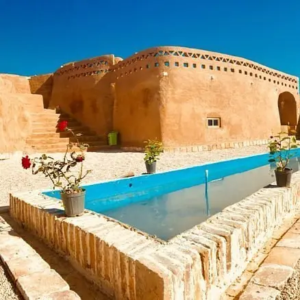 اجاره سوئیت ارزان در طبس اتاق شماره1