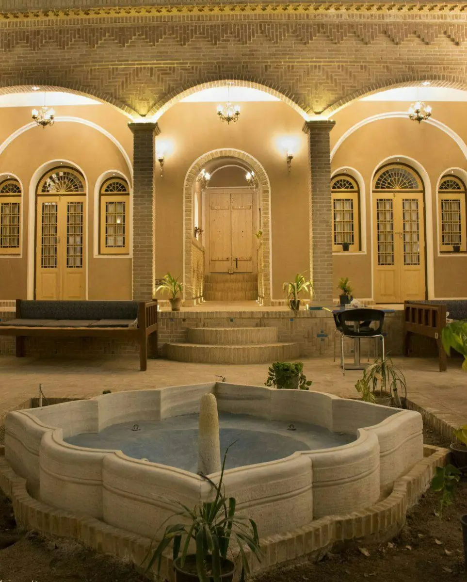 رزرو اقامتگاه های یزد