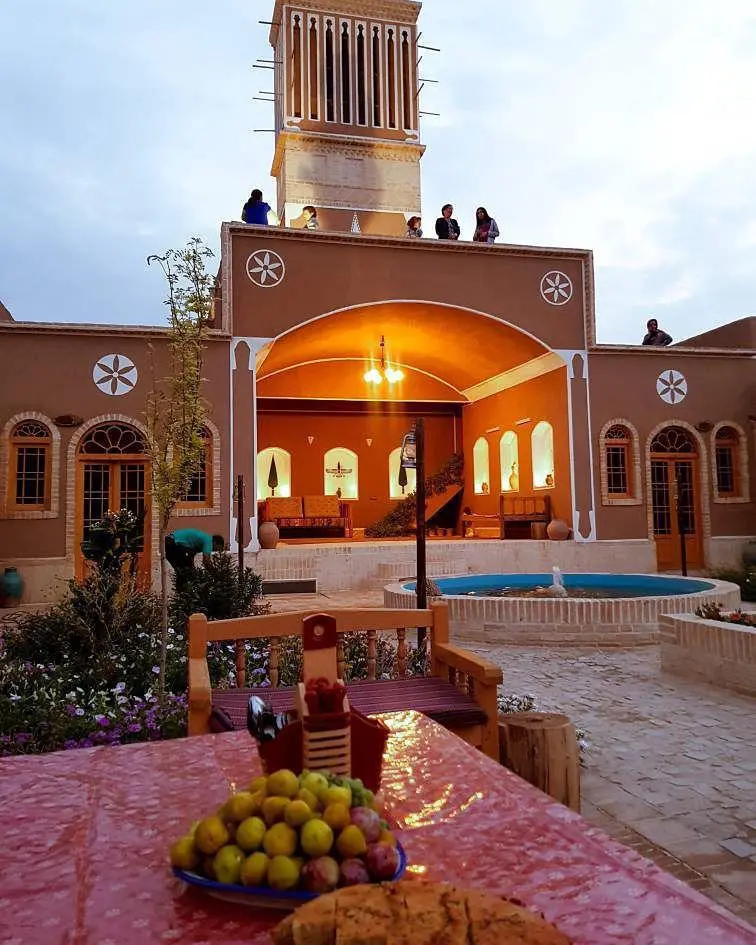 اقامتگاه بوم گردی در شاهدیه